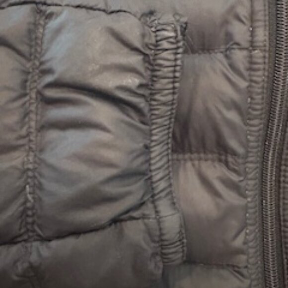 Like New Tommy Hilfiger Men's Real Down Insulated Packable Puffer Black Jacket M - Picture 9 of 13